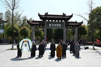 文章附图