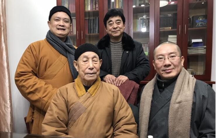 文章附图