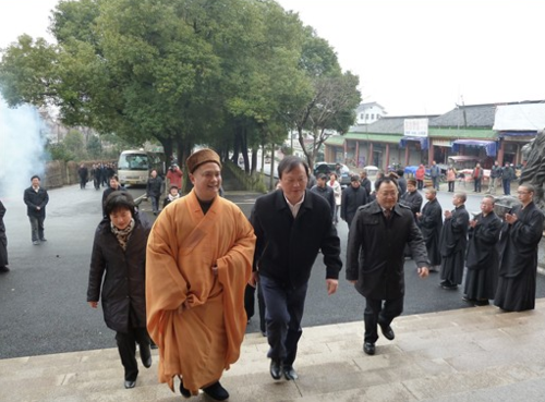 文章附图